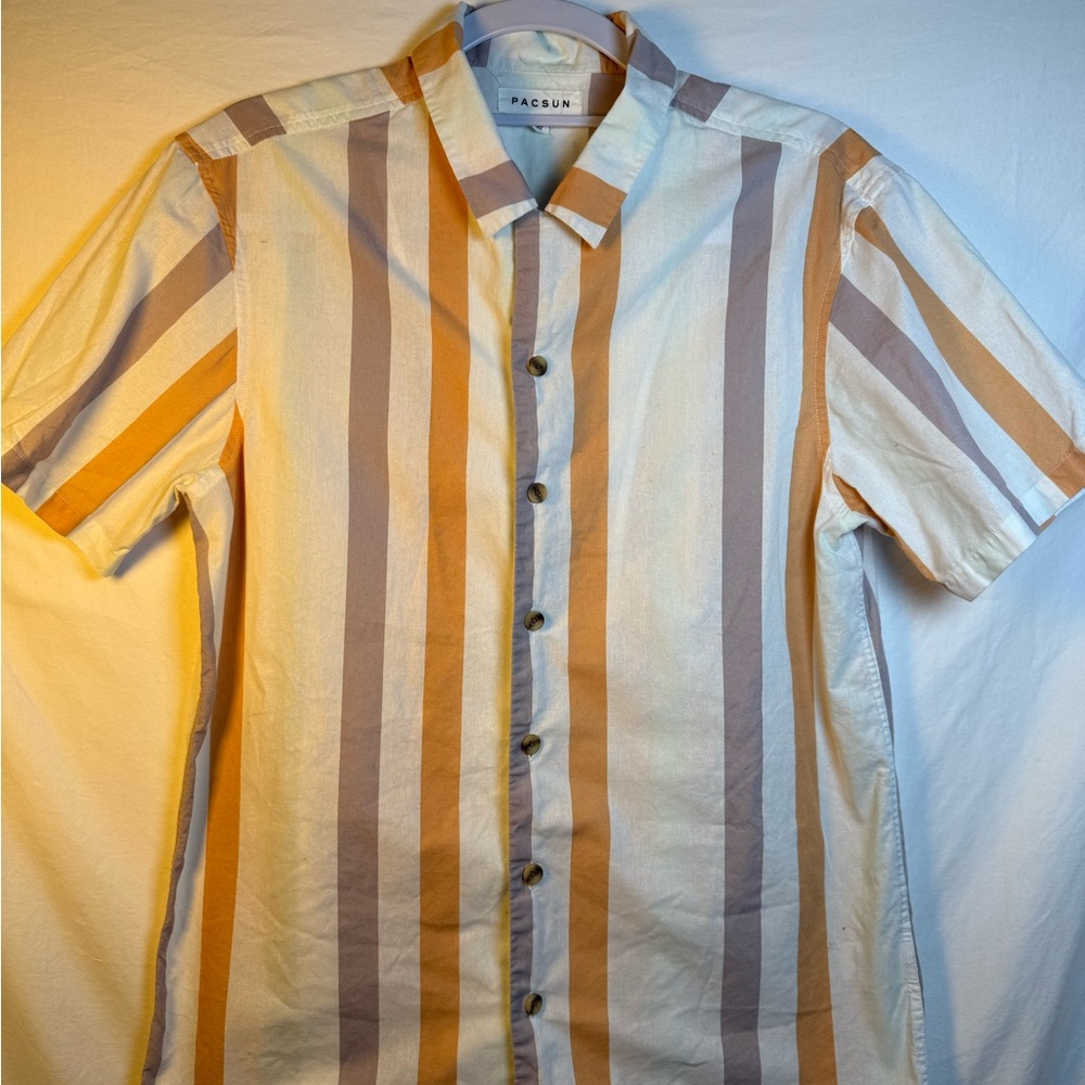 PacSun Men's Multi-Striped Button Down Shirt